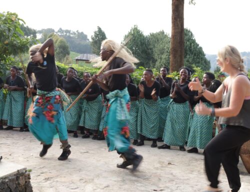 🇺🇬 UGANDA AFRICA: Group Travel + Wellness Tourism